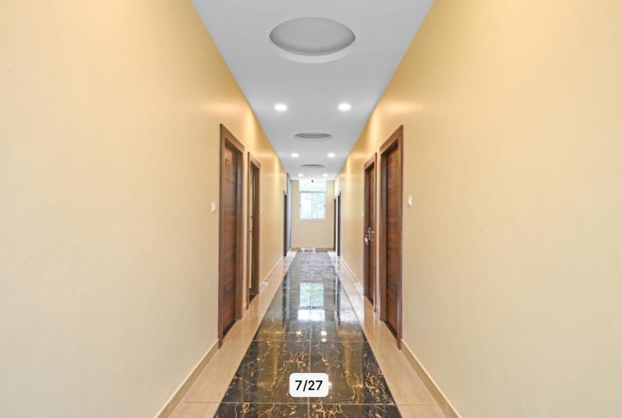 Hotel Manorama Inn Лакхнау Экстерьер фото